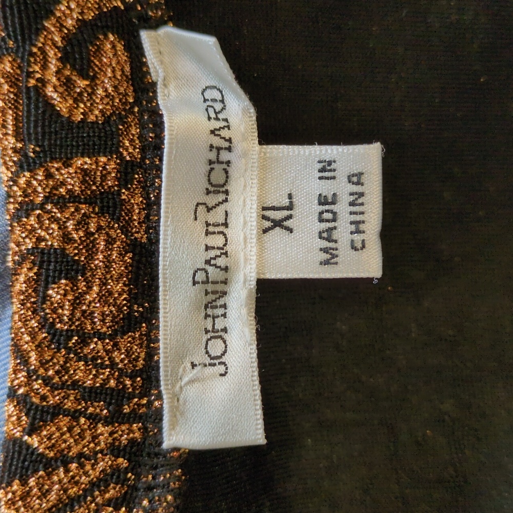 JohnPaulRichard Black and Gold Patterned Top Fall Colors Women's Size XL - Picture 8 of 9